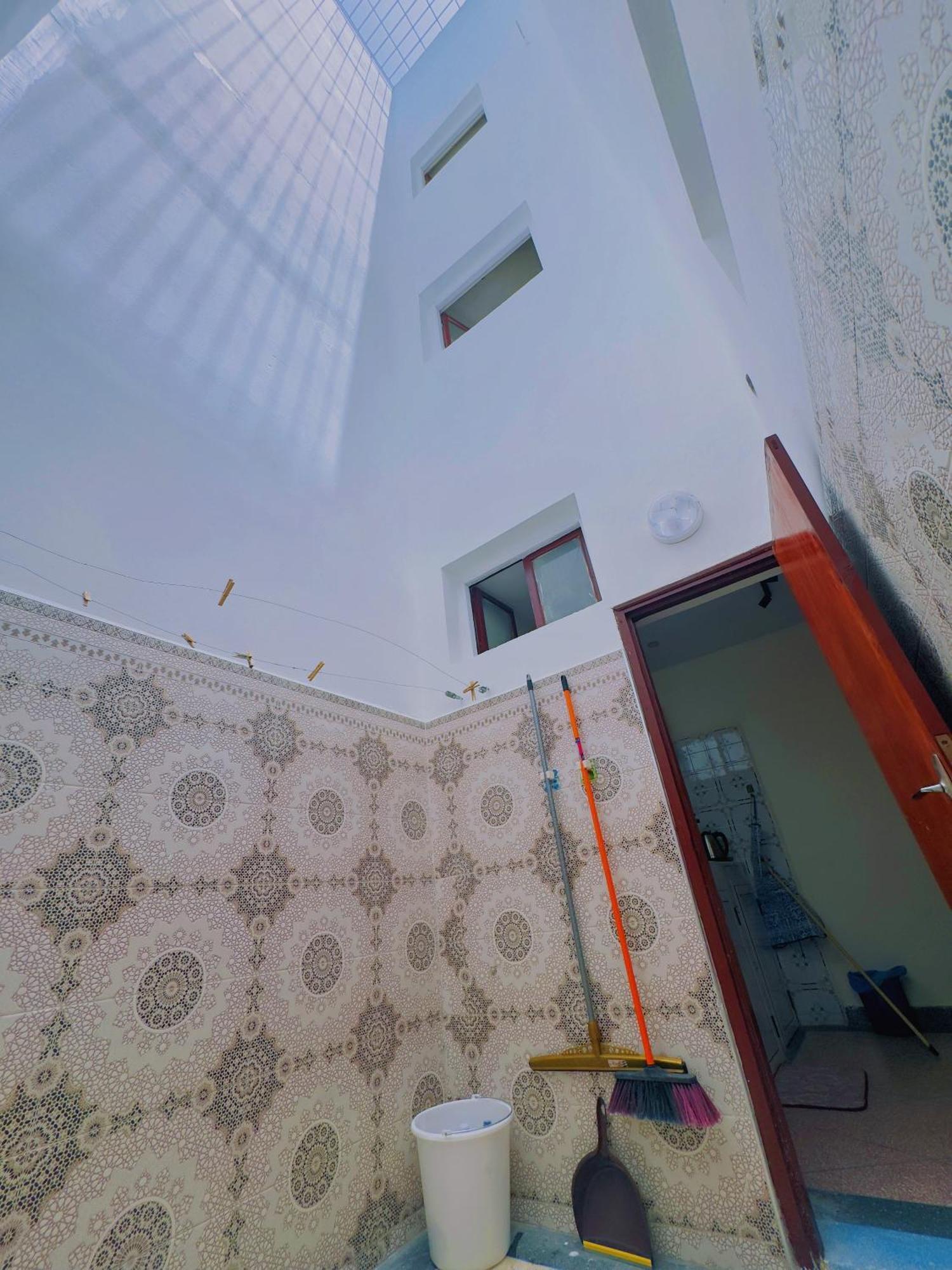 Quiet Central Home Near Beach - High Speed Wifi, Free Parking & Private Entry Agadir Buitenkant foto