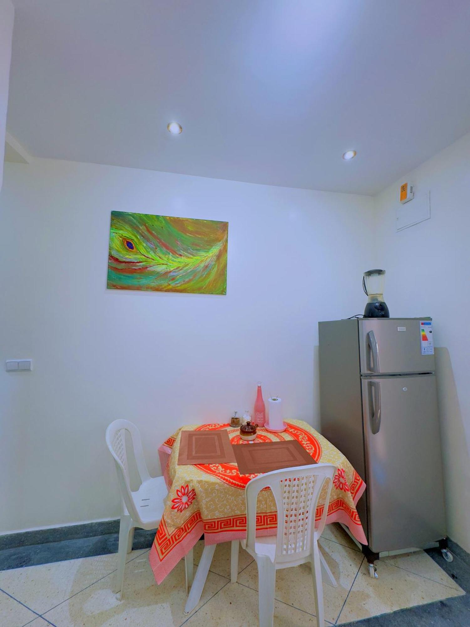 Quiet Central Home Near Beach - High Speed Wifi, Free Parking & Private Entry Agadir Buitenkant foto